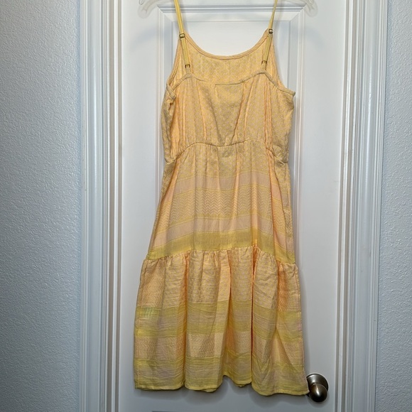 NEW SUMMERY COPENHAGEN Women's Rose Short Dress IN YELLOW‎ SIZE MEDIUM - Picture 7 of 12